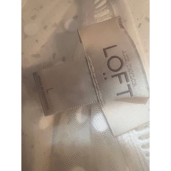 ANN TAYLOR LOFT V NECK SHORT SLEEVE WHITE POLKA DOT WOMENS LARGE - Picture 3 of 5